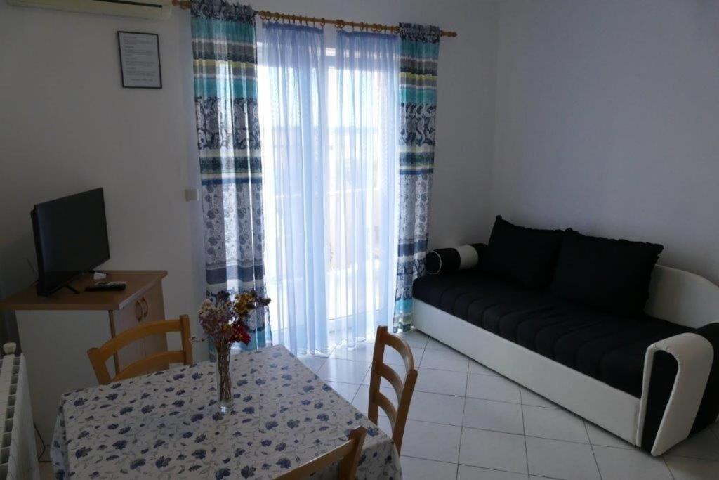 Apartments Jasmin Barbat na Rabu Zewnętrze zdjęcie