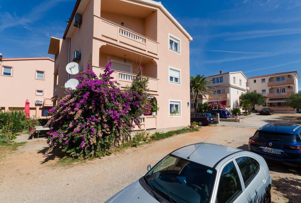 Apartments Jasmin Barbat na Rabu Zewnętrze zdjęcie