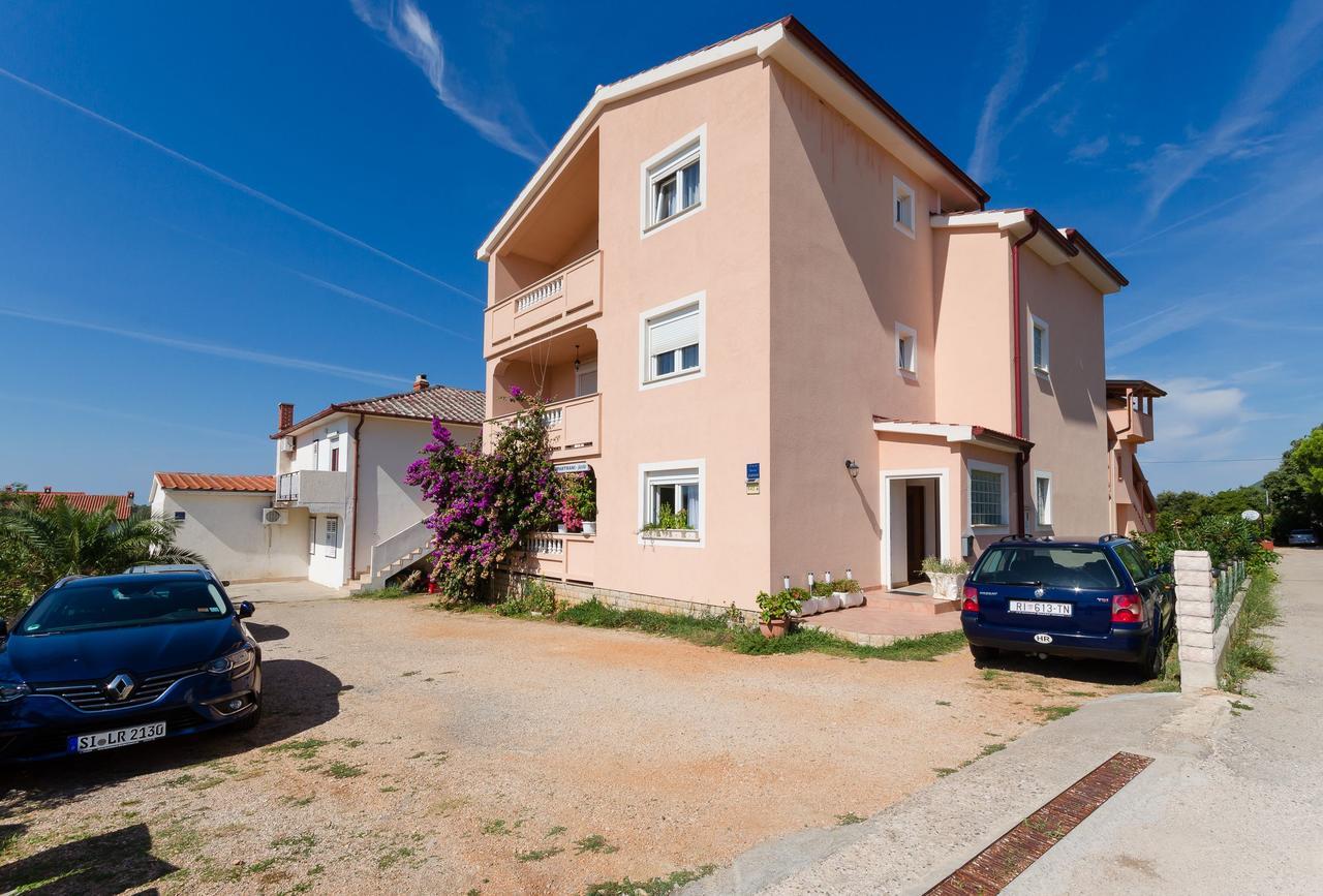 Apartments Jasmin Barbat na Rabu Zewnętrze zdjęcie
